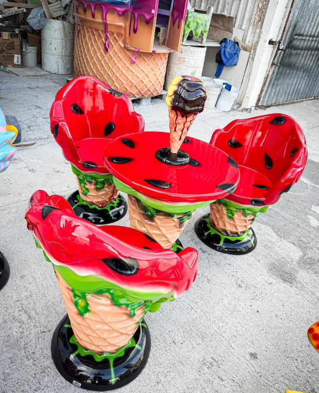 Mesa y Sillas de Helado