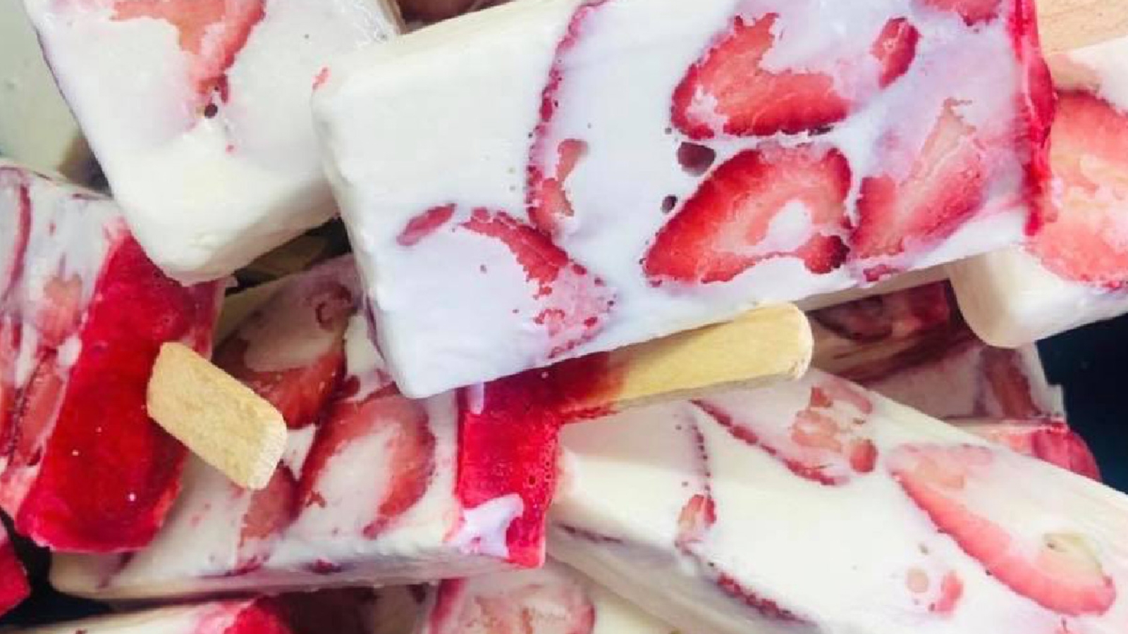 Paleta de Fresa con Crema